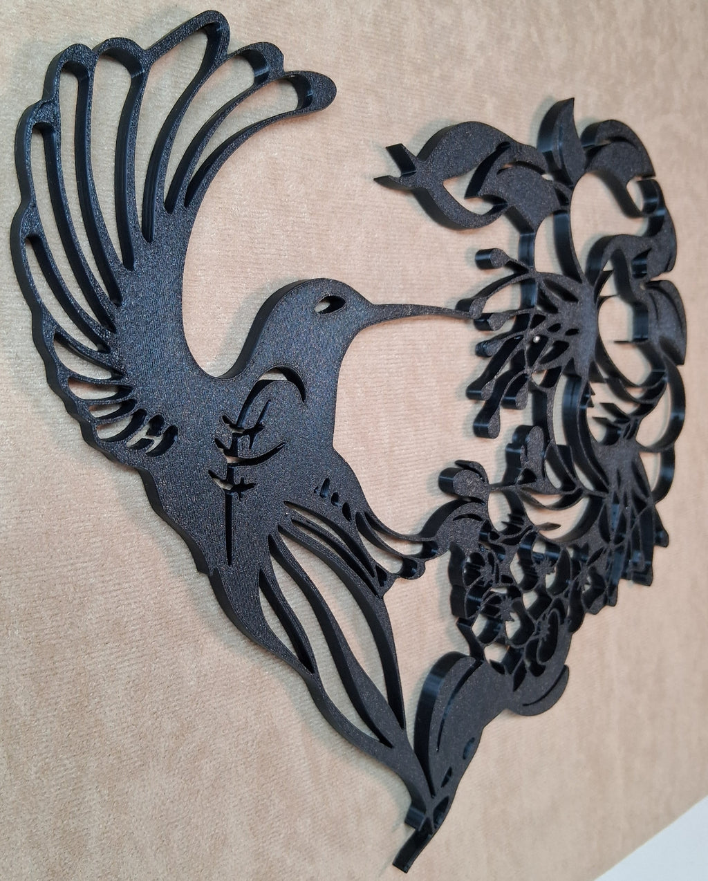 Wall Art Hummingbird Getting Nectar Heart Shaped 3D Printed